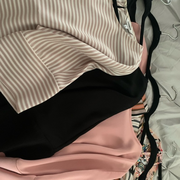 Express Tops - Picture 3 of 4